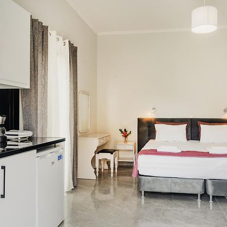 Kates Apartments Kávos المظهر الخارجي الصورة