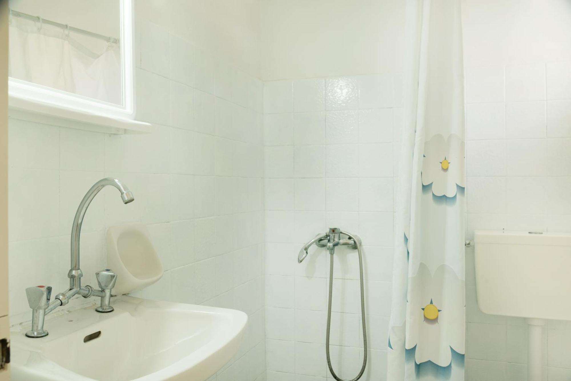 Kates Apartments Kávos المظهر الخارجي الصورة