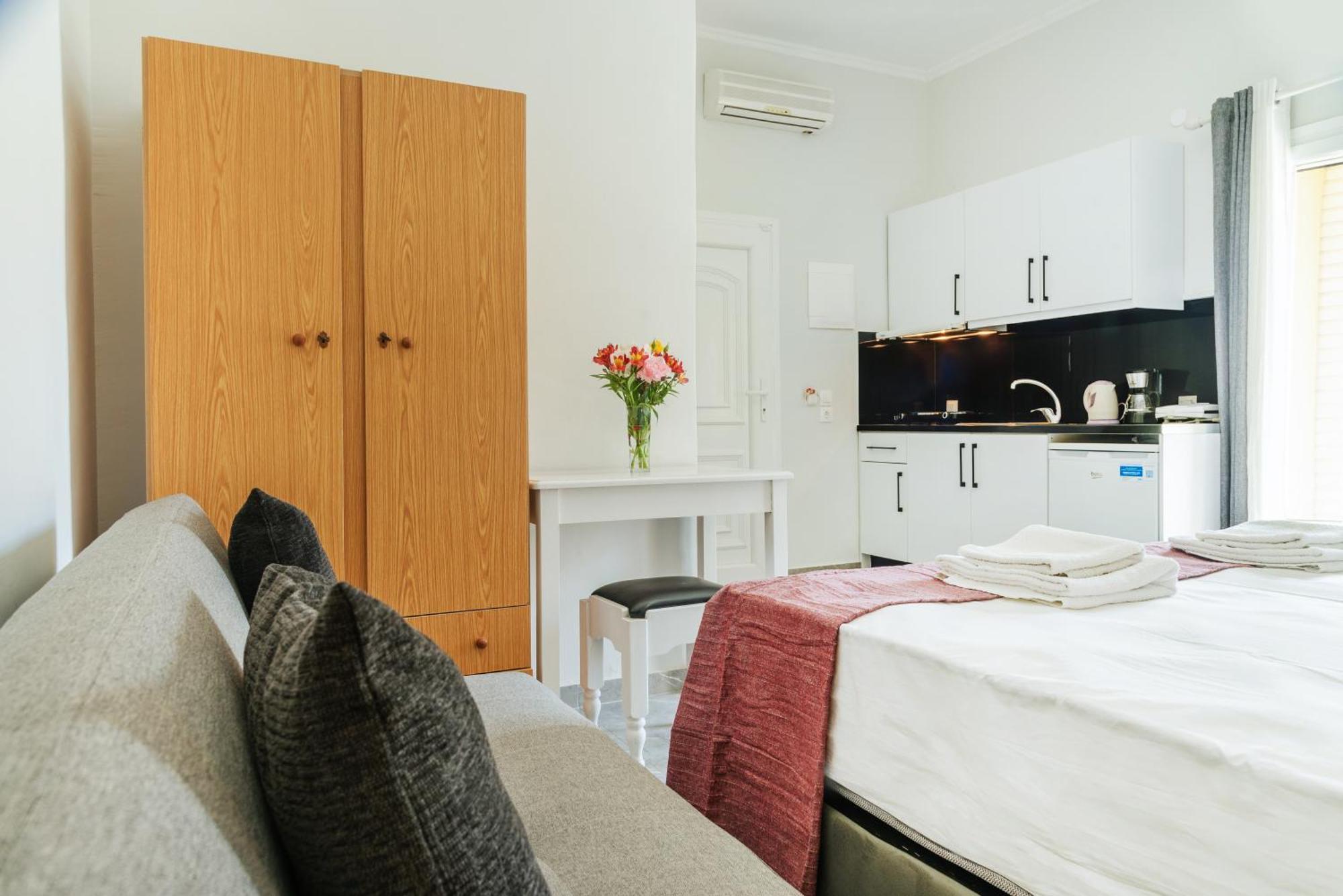 Kates Apartments Kávos المظهر الخارجي الصورة
