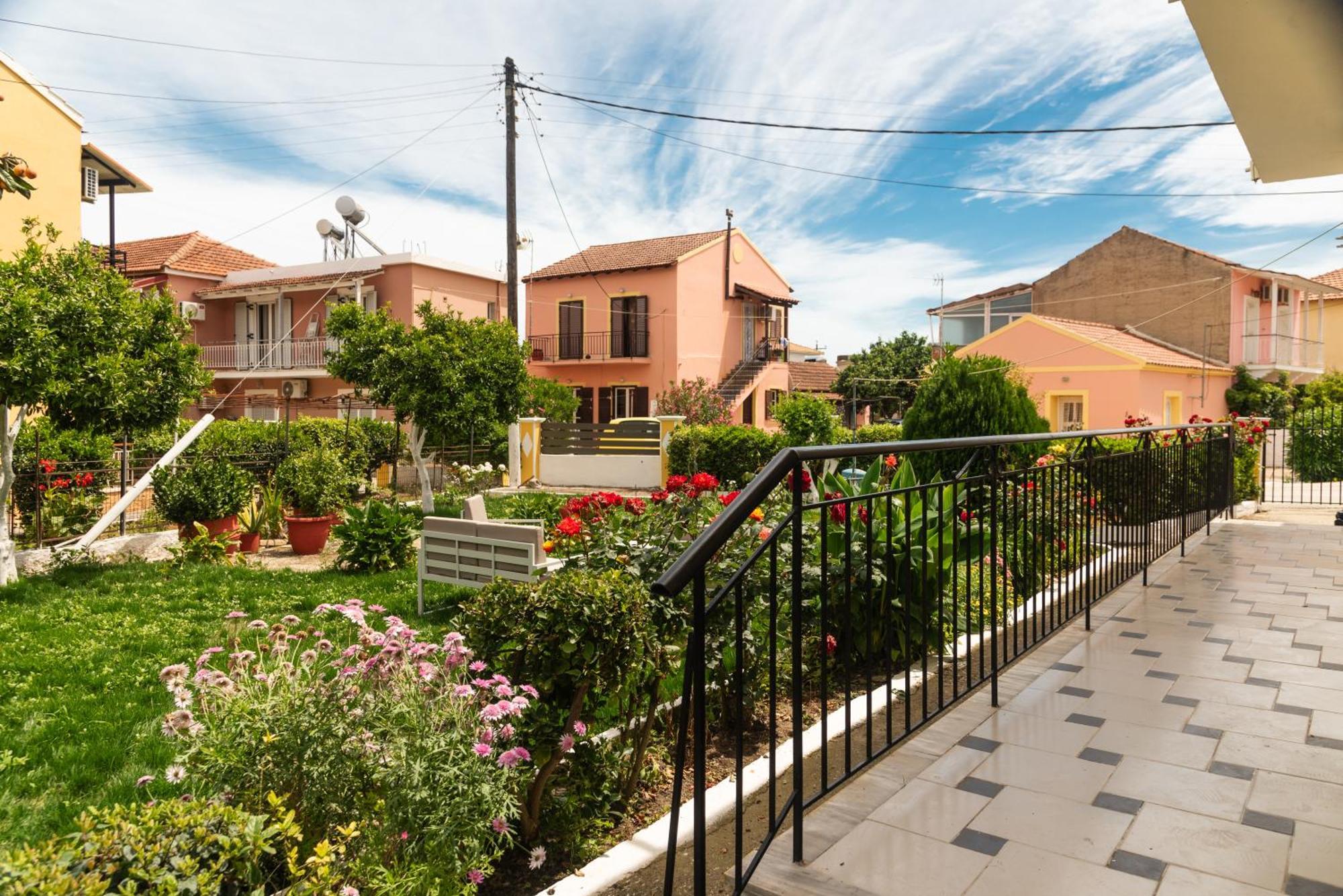 Kates Apartments Kávos المظهر الخارجي الصورة